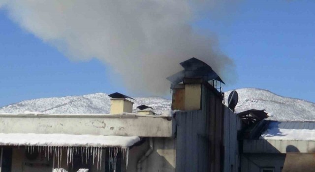 Tuncelide baca yangını büyümeden söndürüldü