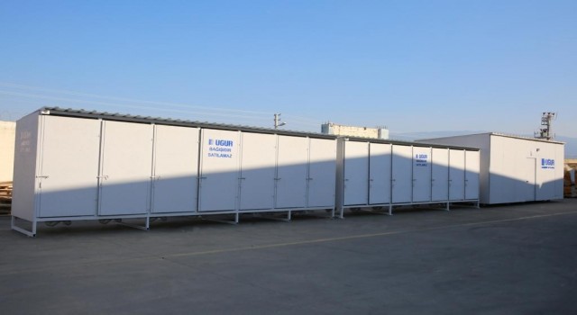 Uğur Soğutmadan deprem bölgesine seyyar banyo ve tuvalet desteği