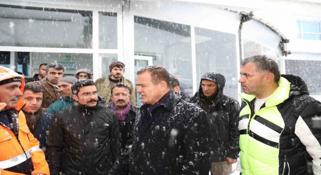 Vali Akbıyık: “Halkımız yekvücut oldu”