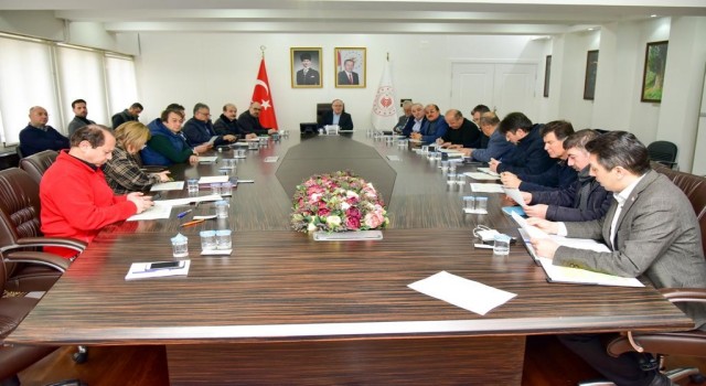 Vali Tutulmaz başkanlığında deprem bölgesindeki ihtiyaçları görüştüler