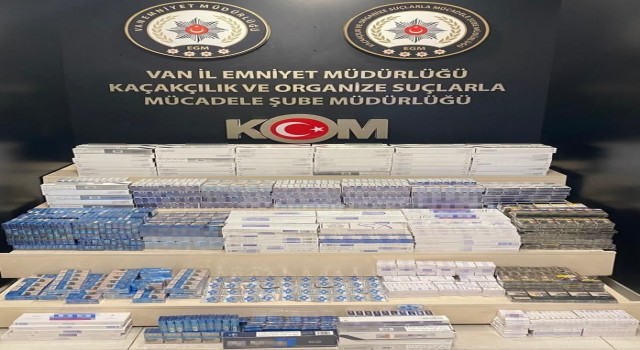 Vanda kaçak sigara ve cep telefonu ele geçirildi