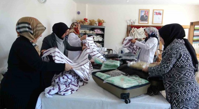 Vanlı kadınlar depremzedeler için seferber oldu