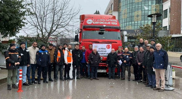Yalova Altınova, depremzedeler için tek yürek oldu