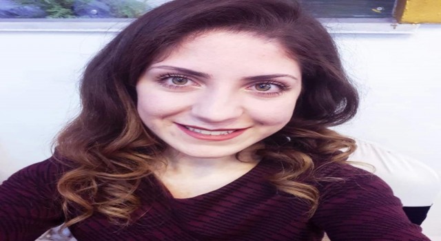 Yarıyıl tatilindeki 2 üniversiteli kız öğrenci depremde hayatını kaybetti