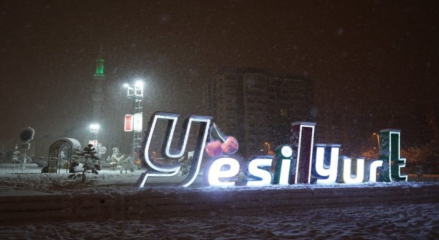 Yeşilyurtta kartpostallık görüntüler