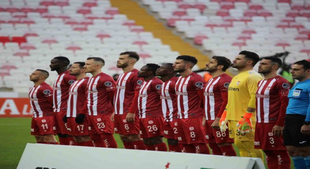 Yiğidolarda 5 oyuncu ceza sınırında