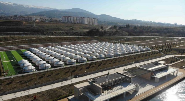 Yurt çadırlar sıcak yuva oldu