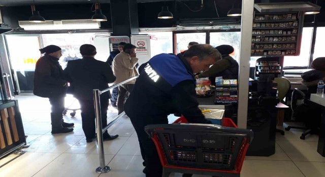 Zabıta ekipleri deprem sonrası işletmelerdeki denetimleri artırdı