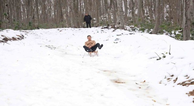 Zonguldak Kent Ormanı kış mevsiminde vatandaşların ilgisini görüyor