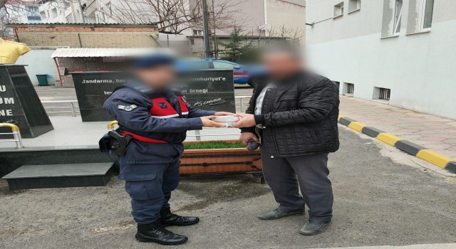 100 bin lira dolandırılan vatandaşın parası bulundu