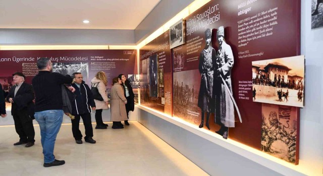 100. Yılında Eskişehirin kurtuluşu sergisi ve kitap serisi