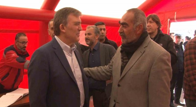 11. Cumhurbaşkanı Abdullah Gülden çadır kente ziyaret