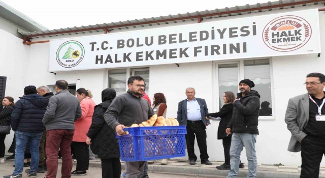 2 bin 500 ailenin ilk sahur pideleri Bolu Belediyesinden