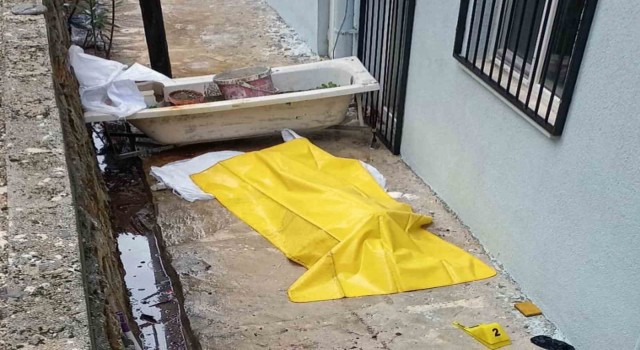 Muğla'da 5'inci kattan düşen yaşlı adam hayatını kaybetti