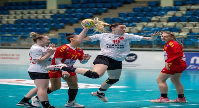 A Milli Kadın Hentbol Takımı, Kuzey Makedonyayı 31-30 yendi