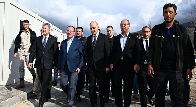 Adalet Bakanı Bekir Bozdağ, Osmaniye’deki çalışmaları inceledi