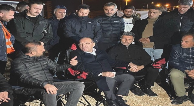 Adalet Bakanı Bozdağ, TBBnin Hataydaki koordinasyon merkezini ziyaret etti