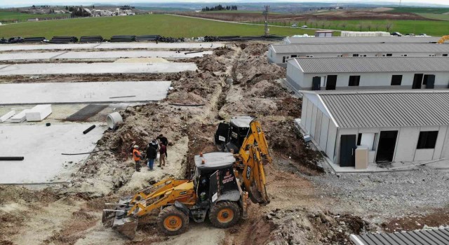 Adıyamanda geçici konut ve altyapı çalışmaları devam ediyor