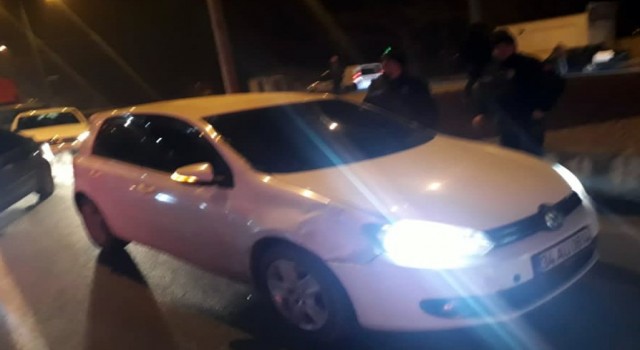 Ağrıda otomobilin çarptığı kadın yaralandı