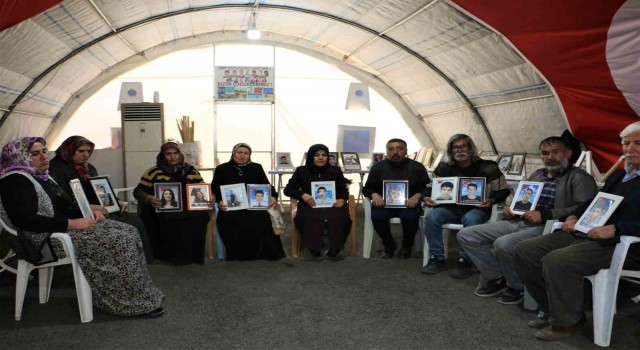 Ailelerin evlat nöbeti bin 286 gündür sürüyor