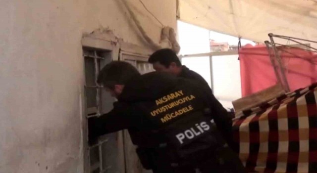 Aksarayda 21 adrese şafak operasyonu: 14 tutuklama