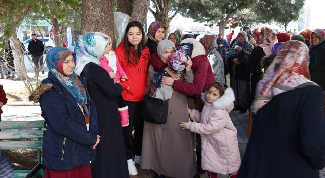 Aksarayda 40 kişilik umre heyeti Sultanhanından yola çıktı