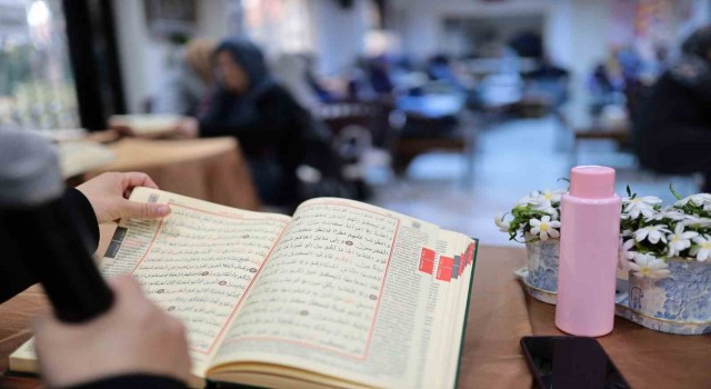 Aksarayda kadınlara özel mukabele programı