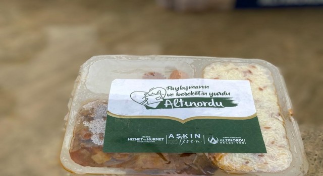 Altınordu Belediyesinden iftar yemeği ikramı