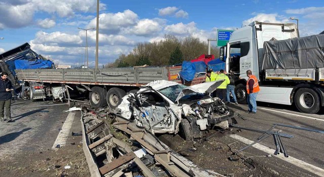 Anadolu Otoyolunda feci kaza: 5 yaralı