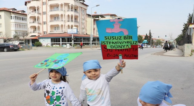 Anaokulu öğrencileri suyun önemine dikkat çekti