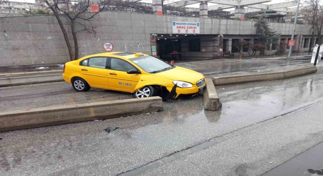 Ankarada yağmur yağışı hayatı olumsuz etkiledi