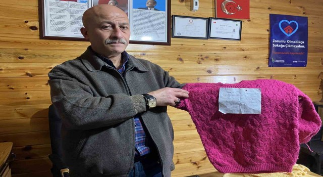 Annelik hayaliyle ördü, çocuğu olmayınca 30 yıllık göz nurlarını depremzede çocuklara bağışladı