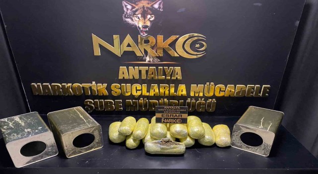 Antalyada 71 kilo esrar ve skunk maddesi ele geçirildi