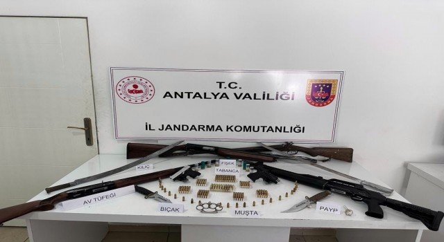 Antalyada silah kaçakçılığı operasyonu