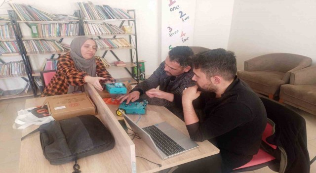 Aslanapada idareci ve öğretmenlere kodlama eğitimi