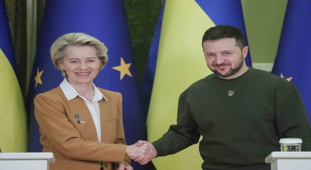 Avrupa Komisyonu Başkanı von der Leyen: Rusyanın saldırıları savaş suçu