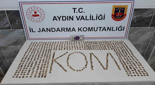 Aydında 757 adet altın sikke ele geçirildi
