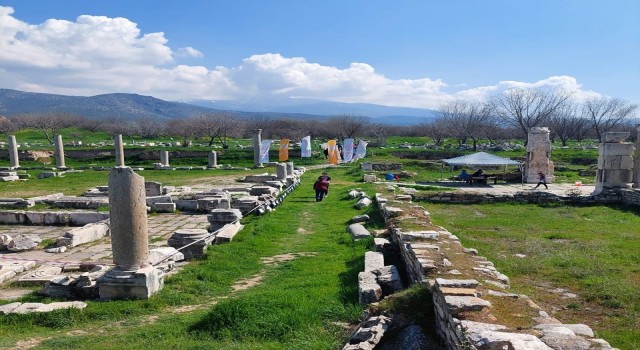 Aydında öğrenciler tarih ile iç içe yarıştı