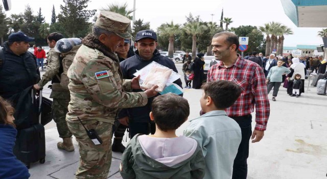 Azerbaycan arama-kurtarma ekibi Adanadan ülkelerine uğurlandı