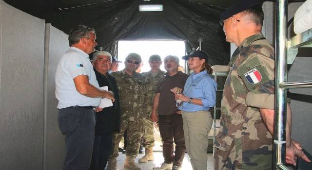 Bakan Akar, NATO Destek Ajansı Genel Müdürü Cummingsi kabul etti