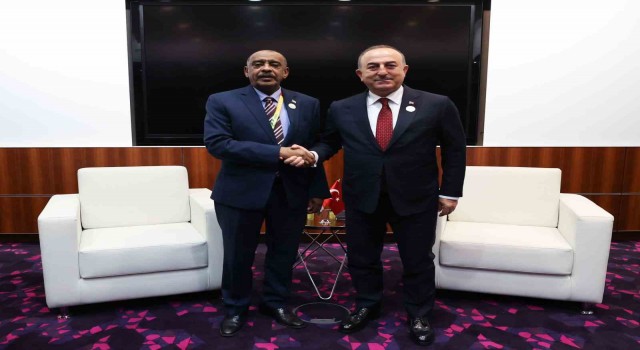 Bakan Çavuşoğlu, Venezuelalı ve Sudanlı mevkidaşlarıyla görüştü