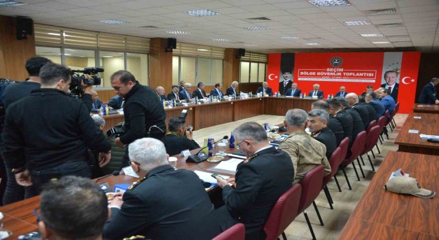 Bakan Yardımcısı Ersoy: Bayram havasında geçecek seçim sonunda kazanan, her şeyden önce demokrasimiz, ülkemiz olacak”