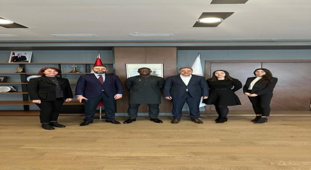 Bakan Yardımcısı Fatih Sayan: Asrın felaketinin ardından META şirketi dezenformasyonla mücadelede ciddi bir hassasiyet gösterdi