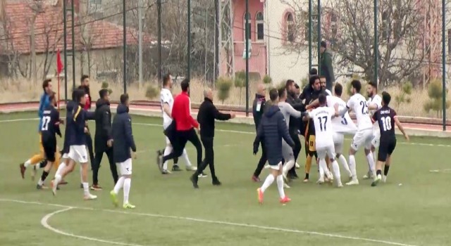 BALda maç sonrası kavga