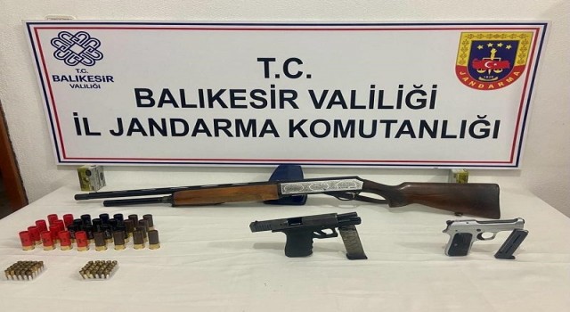Balıkesirde polis ve jandarmadan Huzur operasyonu