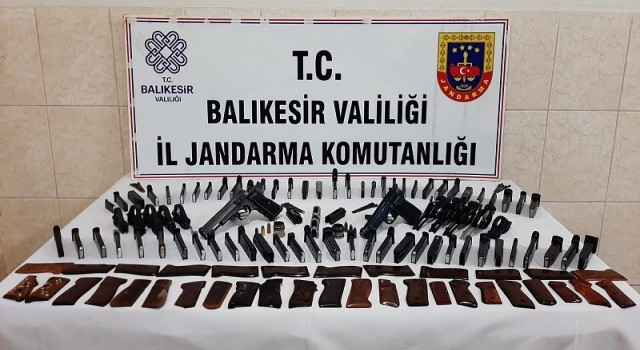 Balıkesirde silah, mühimmat imal ve ticaretine operasyon
