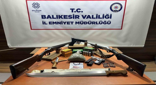 Balıkesirde terör örgütü DEAŞ üyesi 5 kişi yakalandı