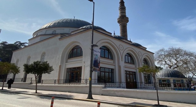 Bandırmanın tarihi Haydar Çavuş Camii yeniden ibadete açılıyor