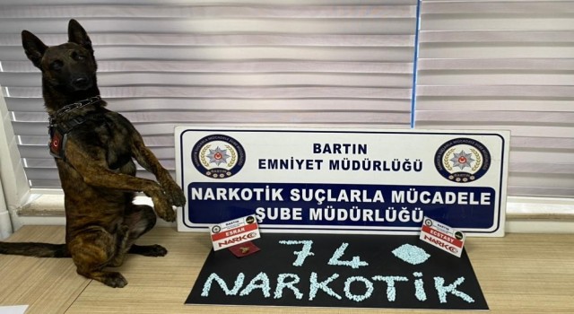 Bartında yüzlerce uyuşturucu hap ele geçirildi