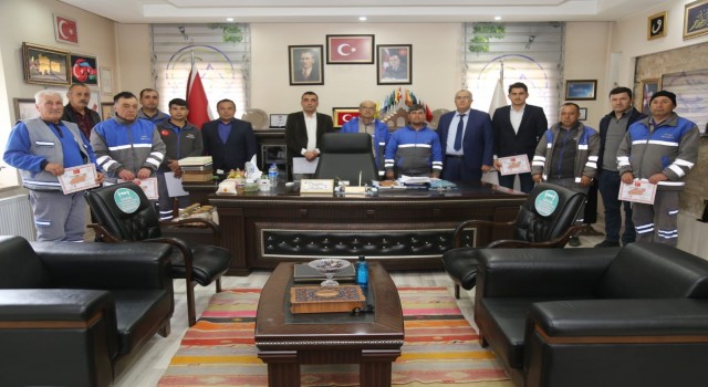 Başkan Arslan, Çamelinin fedakar personellerini onurlandırdı